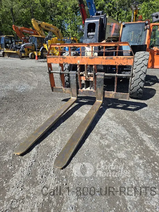 2017 JLG 742 Forklift