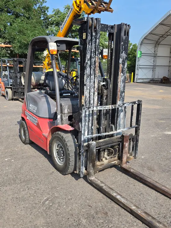 2019 MANITOU MI25G Warehouse Forklift