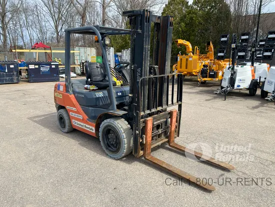 2019 Toyota 8FDU30 Warehouse Forklift