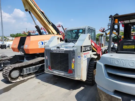 2021 Takeuchi TL12R2-CR Track Loader