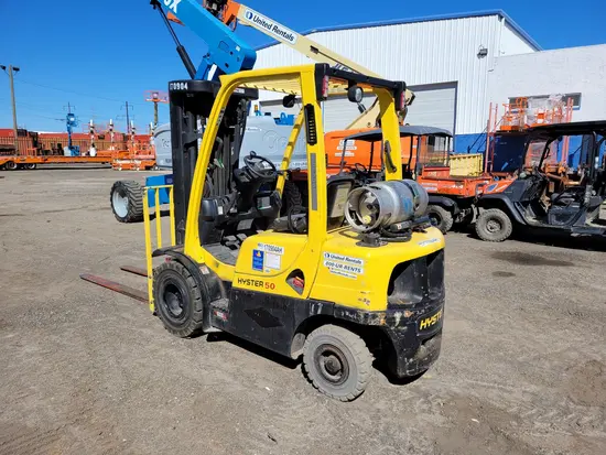 2016 HYSTER H50FT Warehouse Forklift