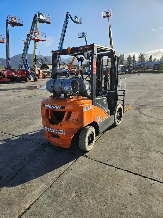 2019 Doosan G30P-7DF Warehouse Forklift