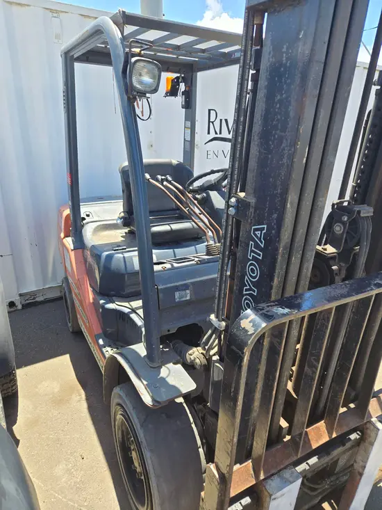2018 Toyota 8FDU30 Warehouse Forklift