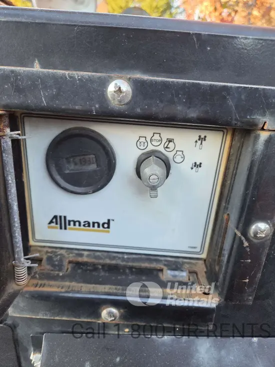 2018 Allmand NIGHT LIGHT V Portable Light Tower