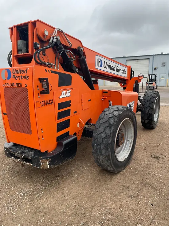 2018 SKYTRAK 6042 Forklift