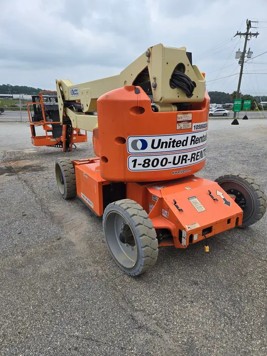 2017 JLG E450AJ Articulating Boom Lift