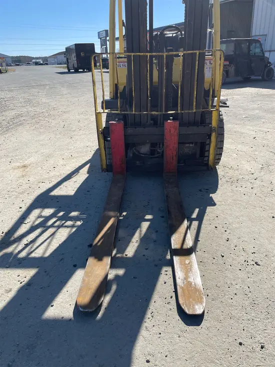 2016 HYSTER H80FT Warehouse Forklift
