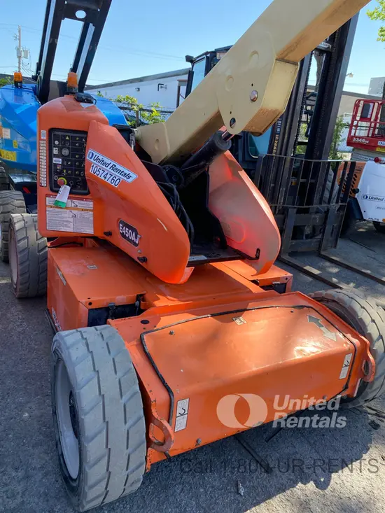 2017 JLG E450AJ Articulating Boom Lift