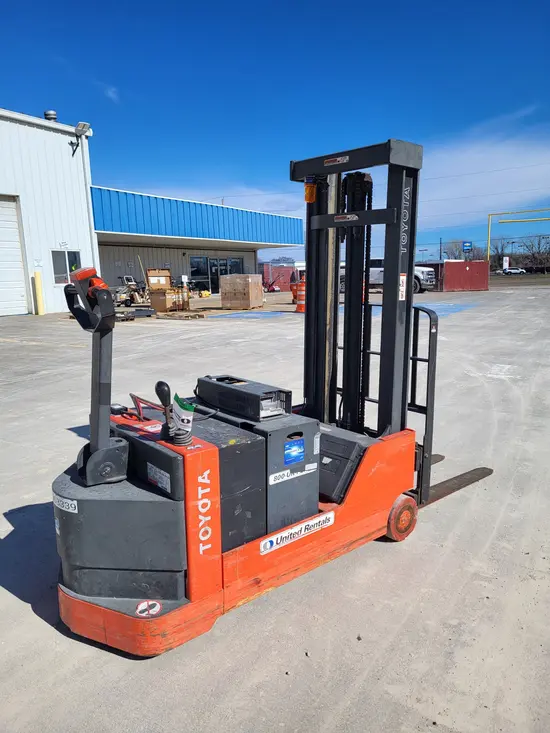 2018 Toyota 6BWC20 Warehouse Forklift