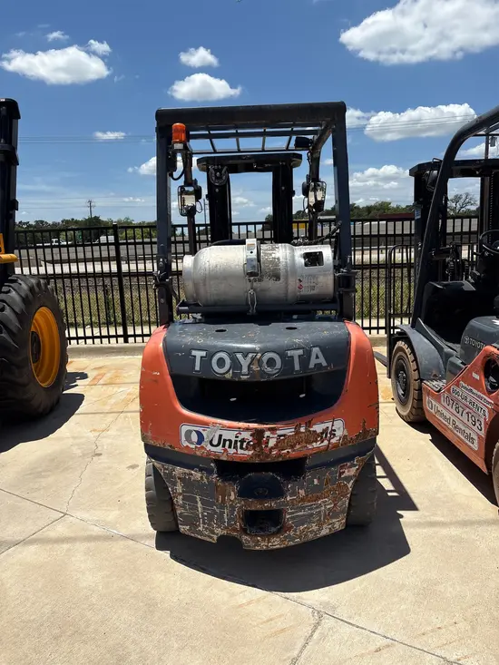 2019 Toyota 8FGU25 Warehouse Forklift