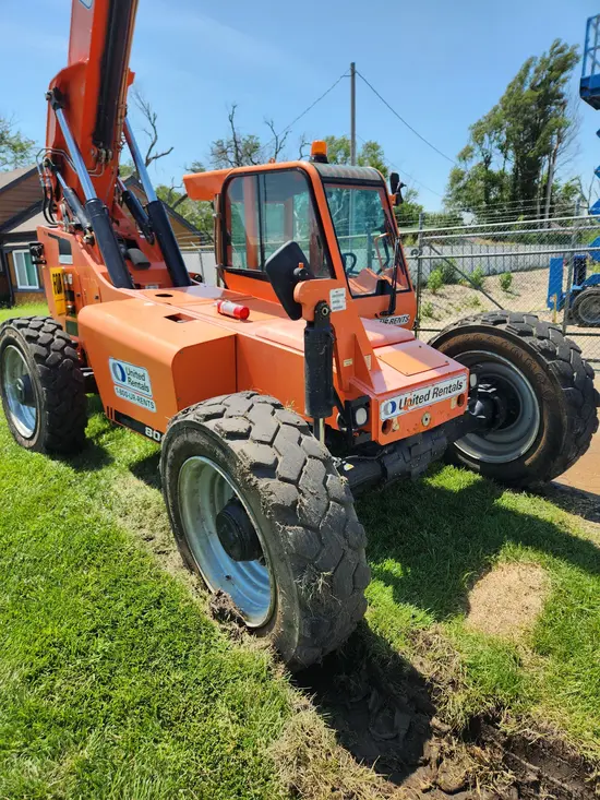 2018 SKYTRAK 8042 Forklift