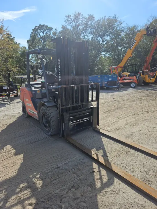 2019 Toyota 8FD45U Warehouse Forklift