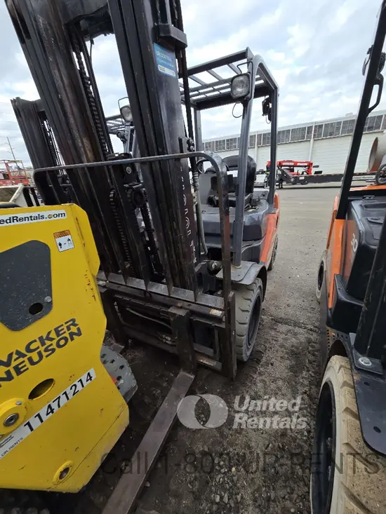 2019 Toyota 8FGU25 Warehouse Forklift
