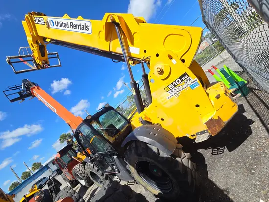 2017 JCB 510-56 Forklift