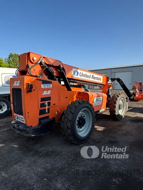 2018 SKYTRAK 6042 Forklift
