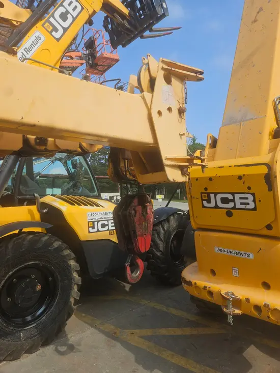 2011 Broderson IC-200-3G