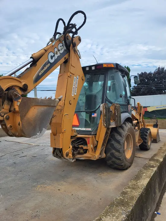 2011 Case 580SN Backhoe Loader