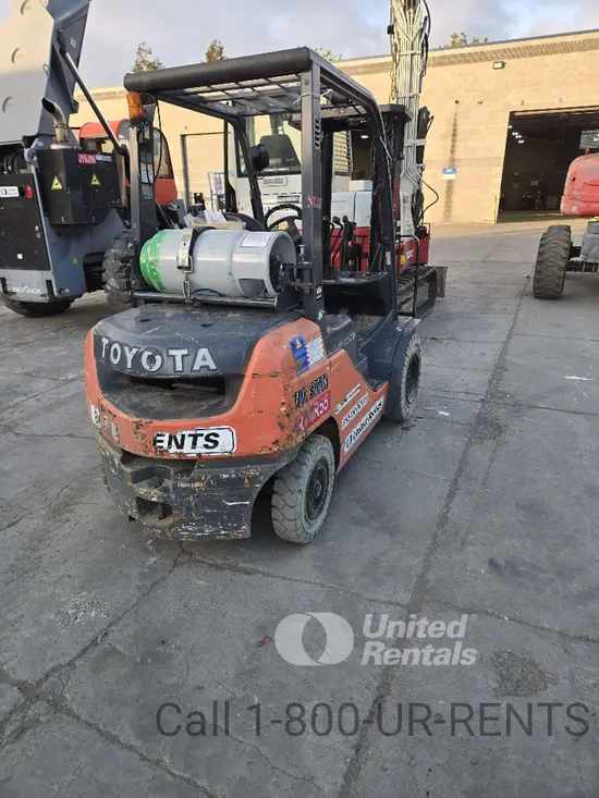 2018 Toyota 8FGU25 Warehouse Forklift