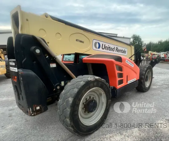 2018 JLG 1055 Forklift