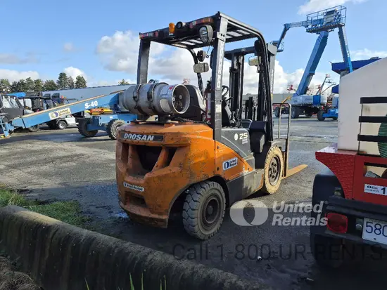 2019 Doosan G25P-7DF Warehouse Forklift