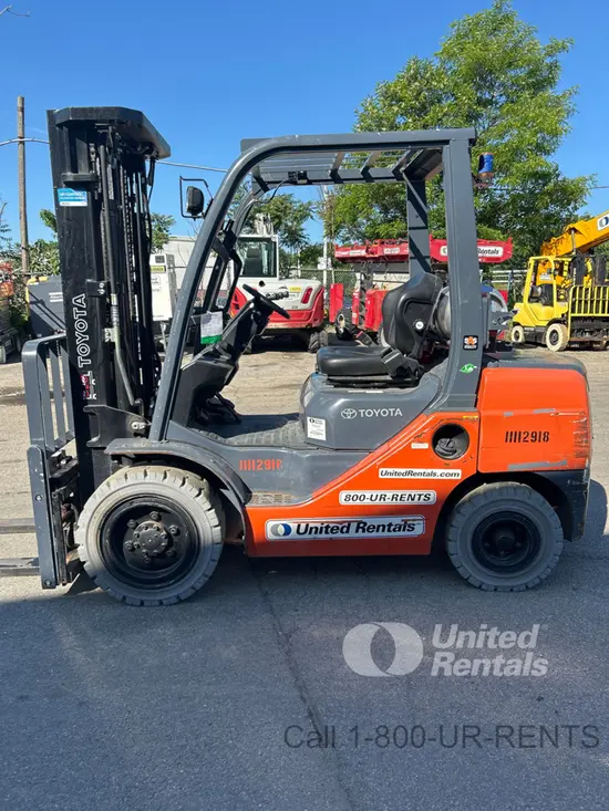 2020 Toyota 8FGU30 Warehouse Forklift