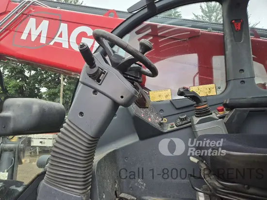 2017 MAGNI TH6.20 Forklift