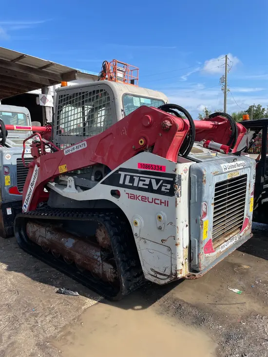 2018 Takeuchi TL12V2-CR Track Loader