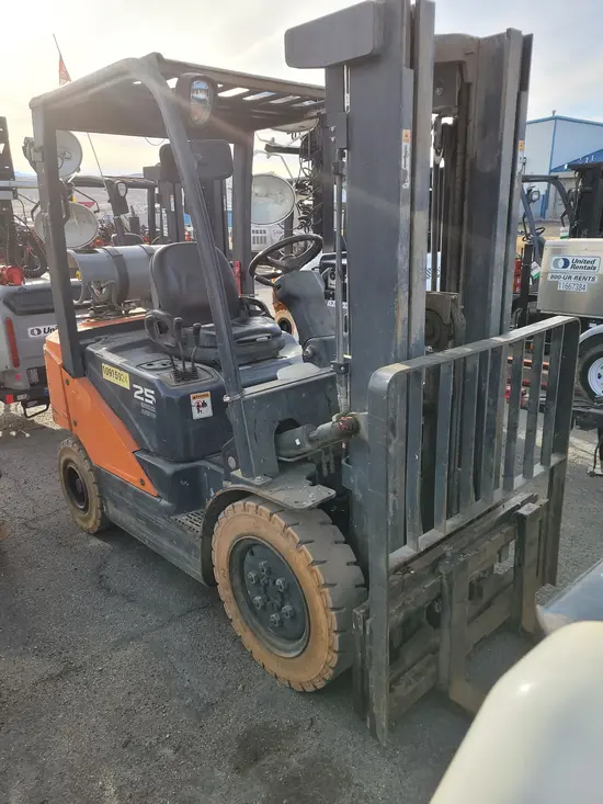 2019 Doosan G25P-7DF Warehouse Forklift