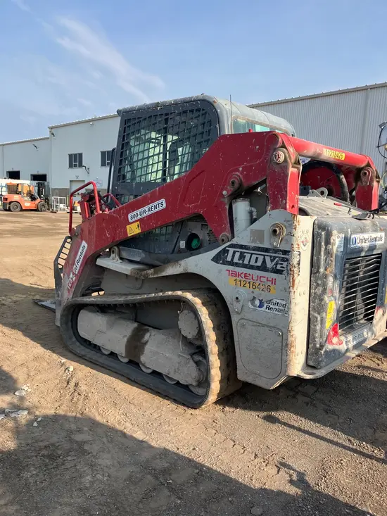 2021 Takeuchi TL10V2-CR Track Loader