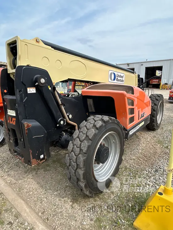 2019 JLG 943 Forklift