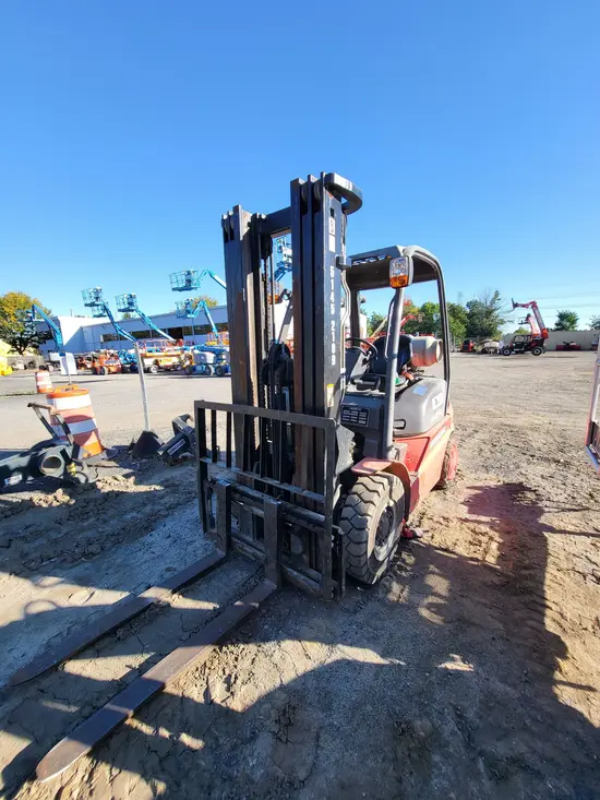 2019 MANITOU MI25G Warehouse Forklift
