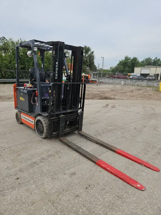 2019 Toyota 8FBCU25 Warehouse Forklift