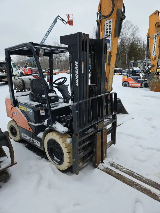 2019 Doosan G30P-7DF Warehouse Forklift