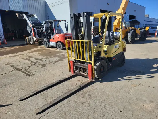 2019 HYSTER H50XT Warehouse Forklift