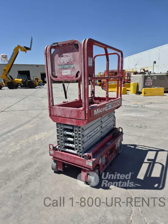 2019 MEC MICRO 19 Scissor Lift
