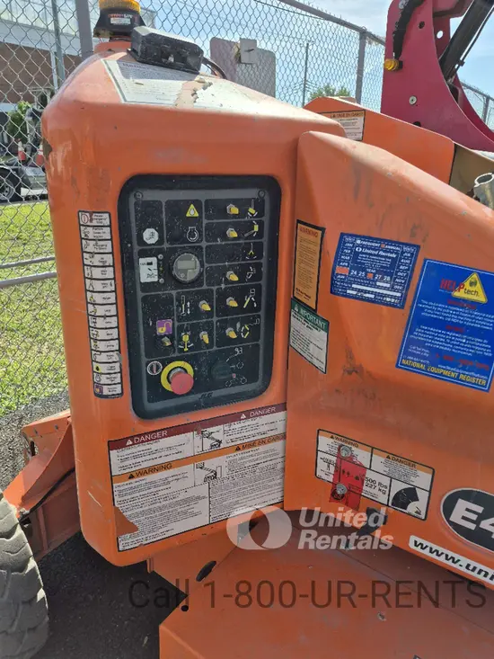 2017 JLG E450AJ Articulating Boom Lift