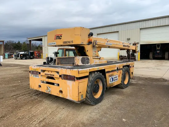 2011 Broderson IC-200-3G