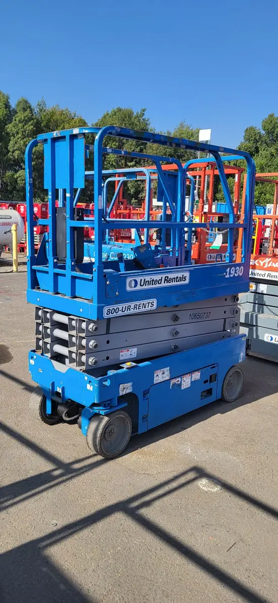 2017 Genie GS-1930 Scissor Lift