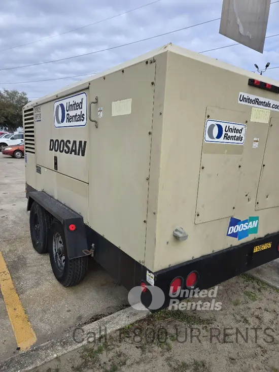 2020 Doosan XP825/HP750WCU Air Compressor