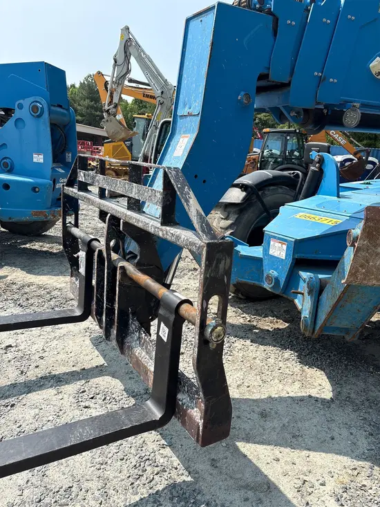 2017 Genie GTH-1056 Forklift
