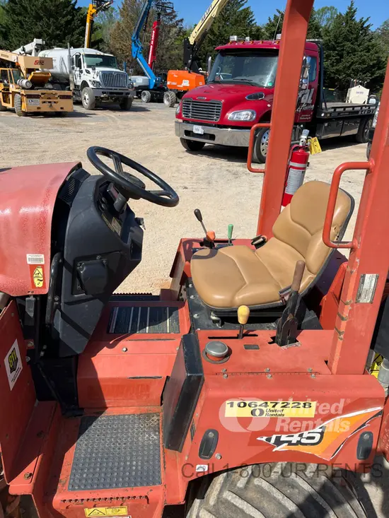 2017 Ditch Witch RT45 Trencher