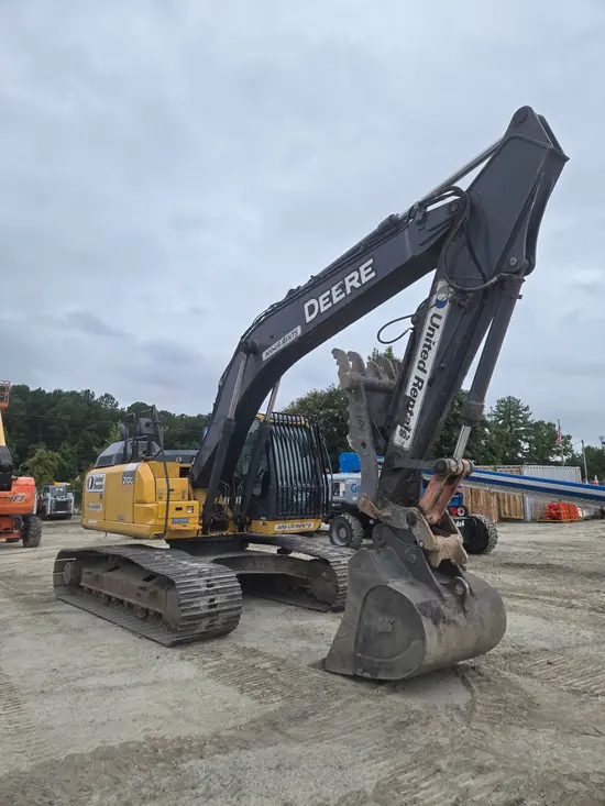 2019 John Deere 210G LC Excavator