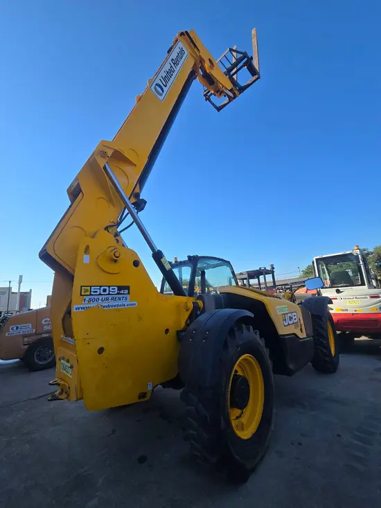 2017 JCB 509-42 Forklift