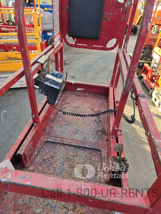 2018 MEC MICRO 19 Scissor Lift