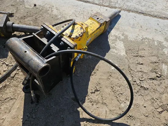 2021 Epiroc SB 452 Attachment