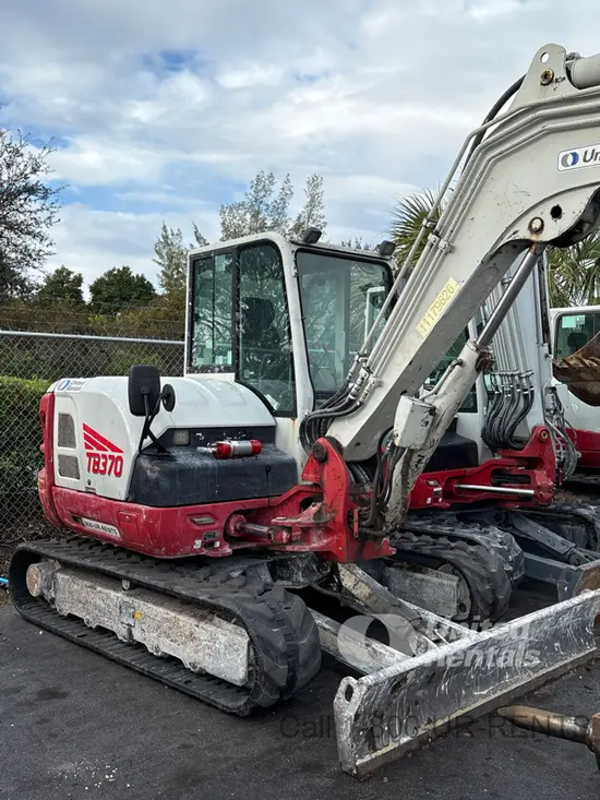 2021 Takeuchi TB370CR Mini Excavator