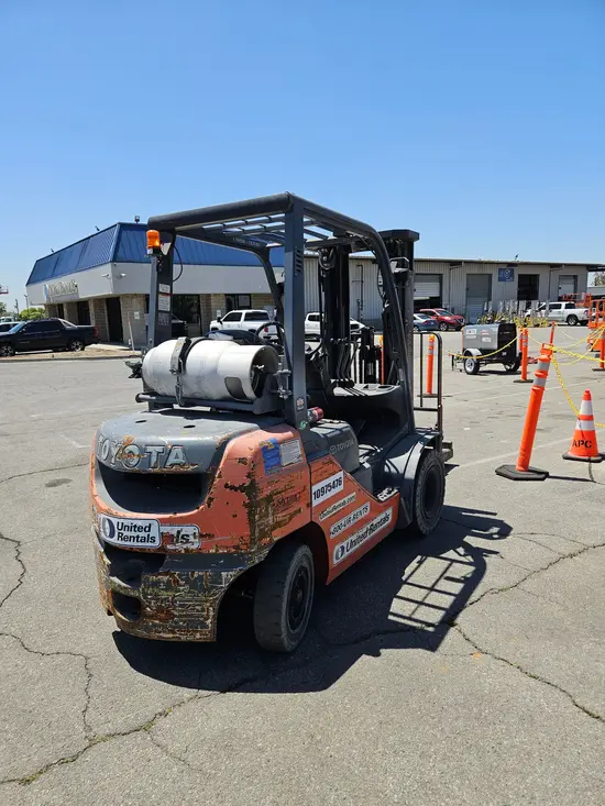 2019 Toyota 8FGU25 Warehouse Forklift
