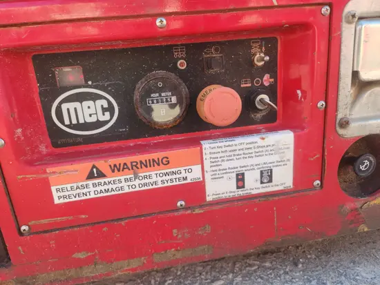 2018 MEC MICRO 19 Scissor Lift