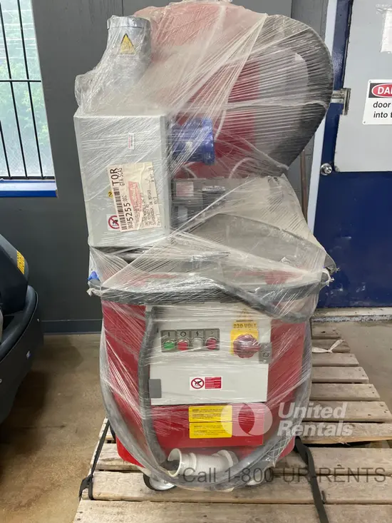 2022 Husqvarna BDC-33-230V Vacuum