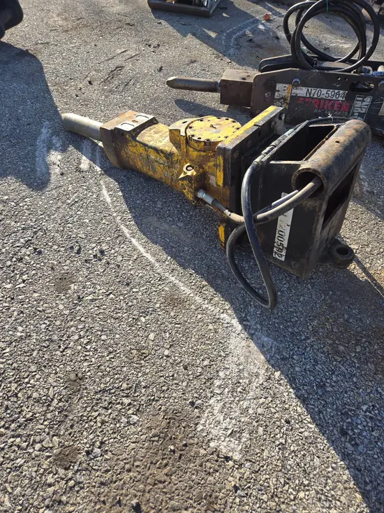 2021 Epiroc SB 452 Attachment